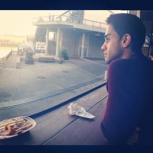 Meet your Posher, Dev